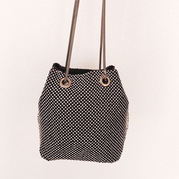 Handbags - ✨Rhinestone bucket bag💕